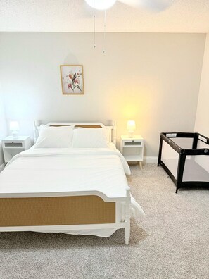 Iron/ironing board, WiFi, bed sheets