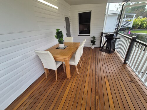 4-bedroom house including separate 30m2 studio in amazing Manly