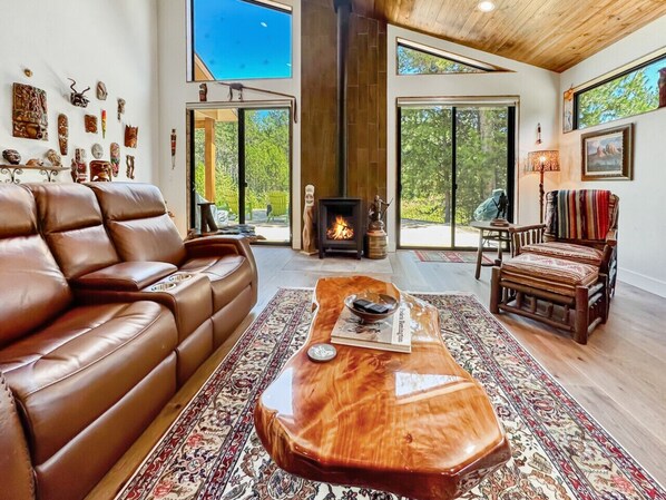 Smart-tv en een open haard