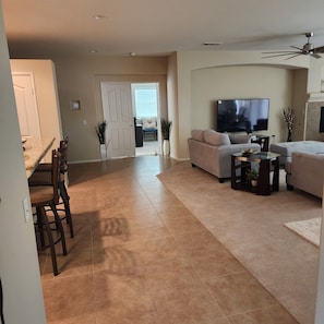 Smart TV, fireplace, books
