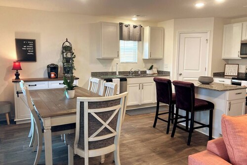 Clemson Family Retreat: Quaint 3-bedroom house near Pendleton and Clemson area