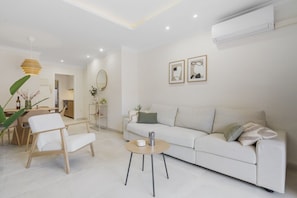 Living area - Casa Monique 2BR - Riviera del sol (Mijas)