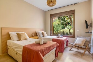 3 室のベッドルーム、アイロン / アイロン台、WiFi、ベッドシーツ