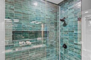 Shower, towels