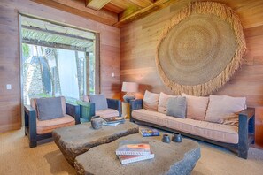 Interior - Beachfront Villa with Private Pool & Private Beach (Puerto Aventuras)