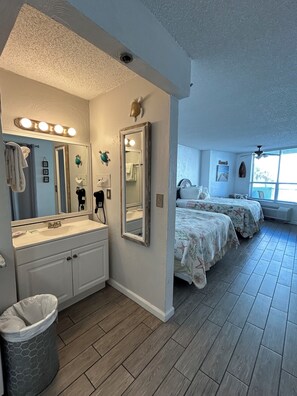 1 chambre, fer et planche à repasser, Wi-Fi gratuit, draps fournis