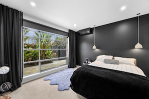 4 chambres, fer et planche à repasser, Wi-Fi gratuit, draps fournis