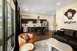 Smart-TV, Bücher, Musikbibliothek