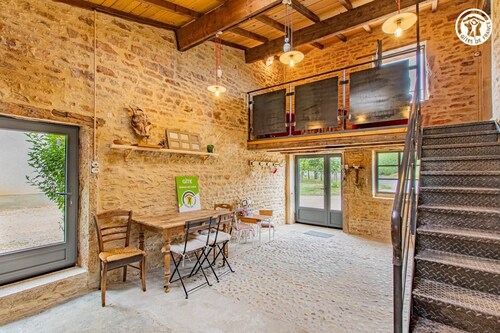 Un Bout de Monde - BUSSIERES