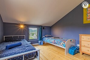 3 bedrooms, Internet