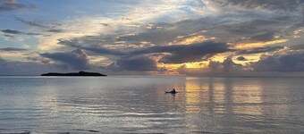 Hagat Sunset Retreat - Bougainvillea Unit