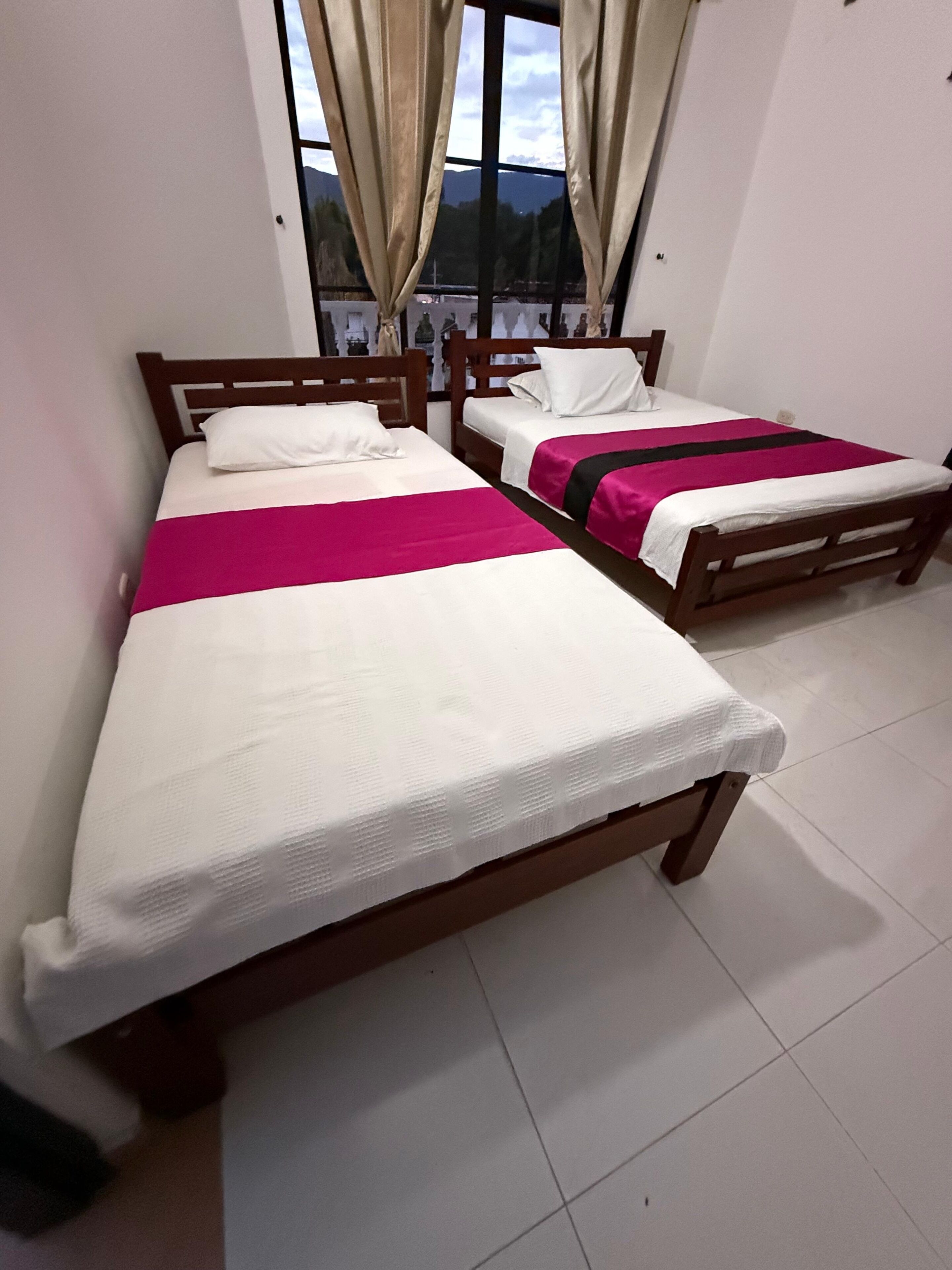 Family Room, Multiple Beds, Air conditioning
