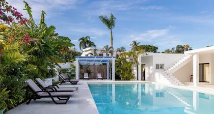 Maria Juana hotel, centrally located, Las Terrenas beach