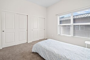 2 Schlafzimmer, Schreibtisch, kostenloses WLAN, Bettwäsche