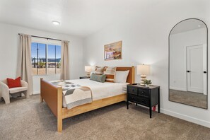 4 bedrooms, iron/ironing board, free WiFi, bed sheets