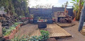 Exterior - Te Maori House (Hanga Roa)