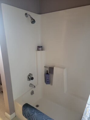 Towels, soap, toilet paper - A Relaxing Place - Springs View (Hot Springs)