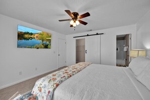 4 bedrooms, iron/ironing board, WiFi, bed sheets