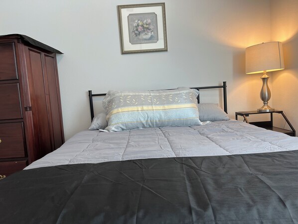 4 間睡房、熨斗/熨衫板、Wi-Fi、床單