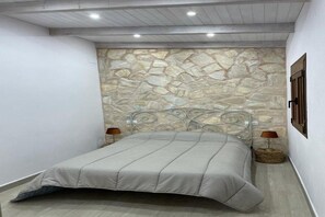 Tabla de planchar con plancha, Internet, ropa de cama