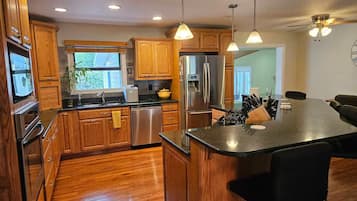 Microwave, oven, stovetop, dishwasher