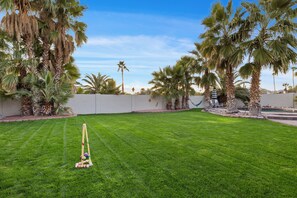 Property grounds - NEW! FOUNTAIN PALMS OASIS HEATED POOL (Fountain Hills)