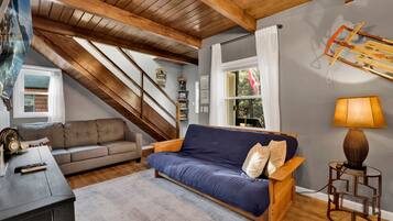 Smart-tv en een open haard