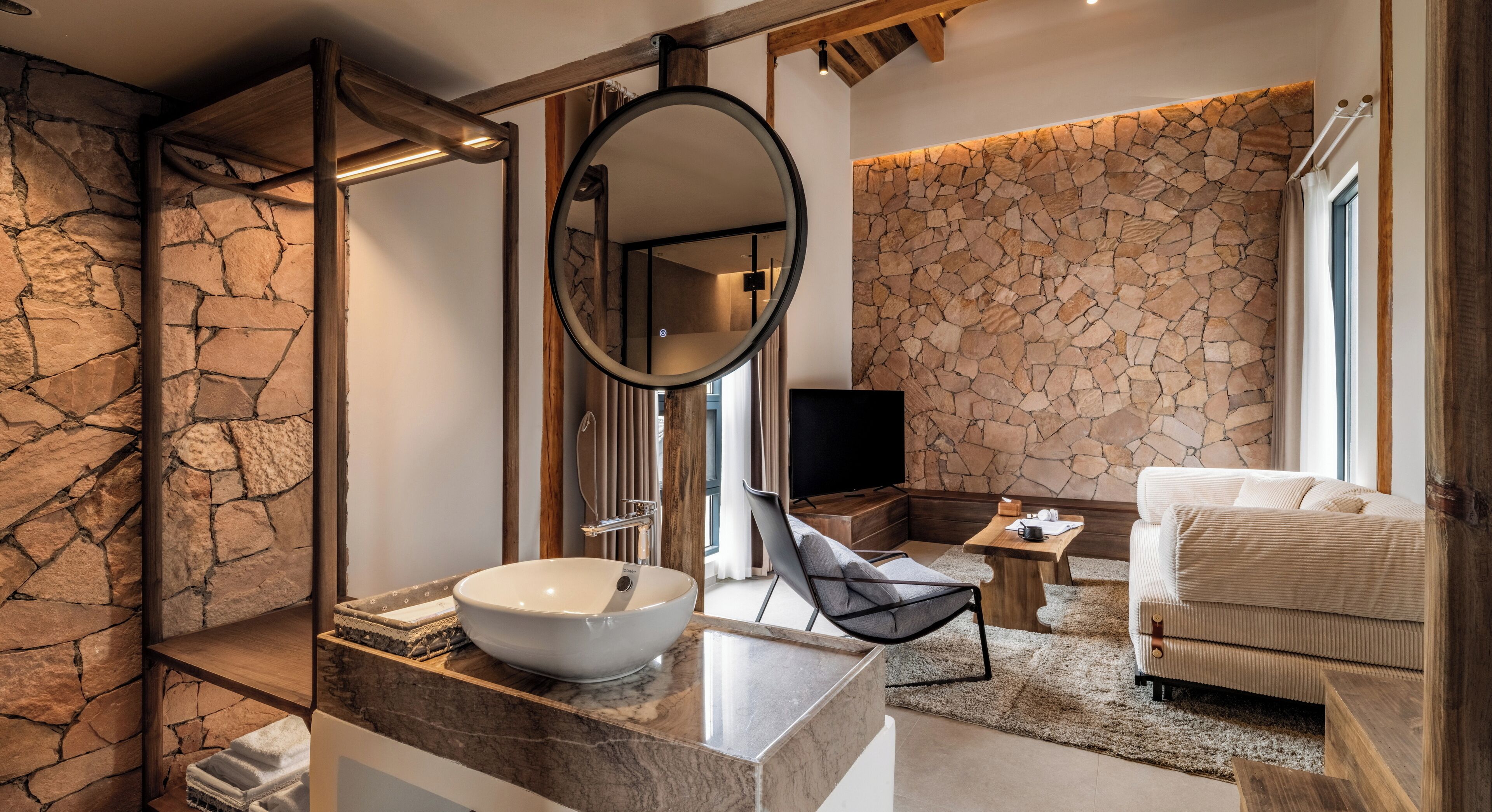 Family Duplex | Bathroom | Shower, rainfall showerhead, free toiletries, hair dryer