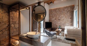 Family Duplex | Bathroom | Shower, rainfall showerhead, free toiletries, hair dryer