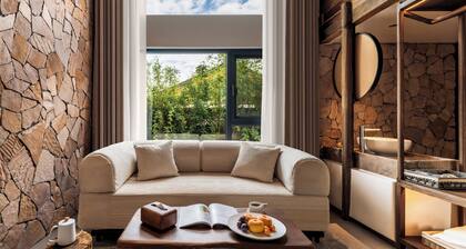 37 Courtyard Baisha Ancient Town