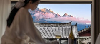 37 Courtyard Baisha Ancient Town