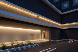 Exterior - HOTEL R9 Premium Kawamataekimae (Meiwa)