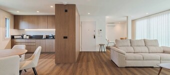Penthouse 9, Setúbal