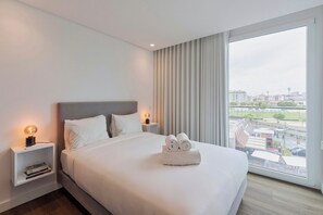 3 bedrooms, iron/ironing board, travel crib, WiFi