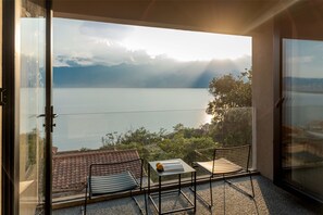 Senior Double Room, Bay View | Terrace/patio