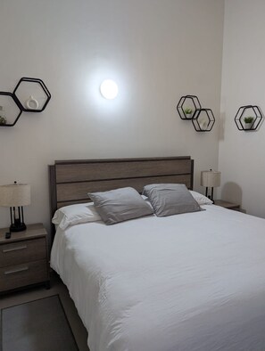 2 bedrooms, iron/ironing board, WiFi, bed sheets