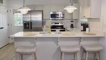 Microwave, oven, stovetop, dishwasher