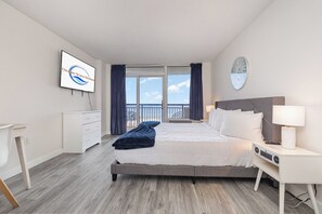 1 slaapkamer, een strijkplank/strijkijzer, gratis wifi, beddengoed