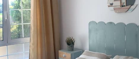 3 bedrooms, iron/ironing board, travel cot, WiFi