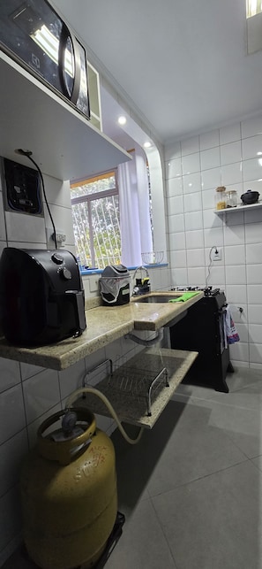Micro-ondas, fogão, cooktop