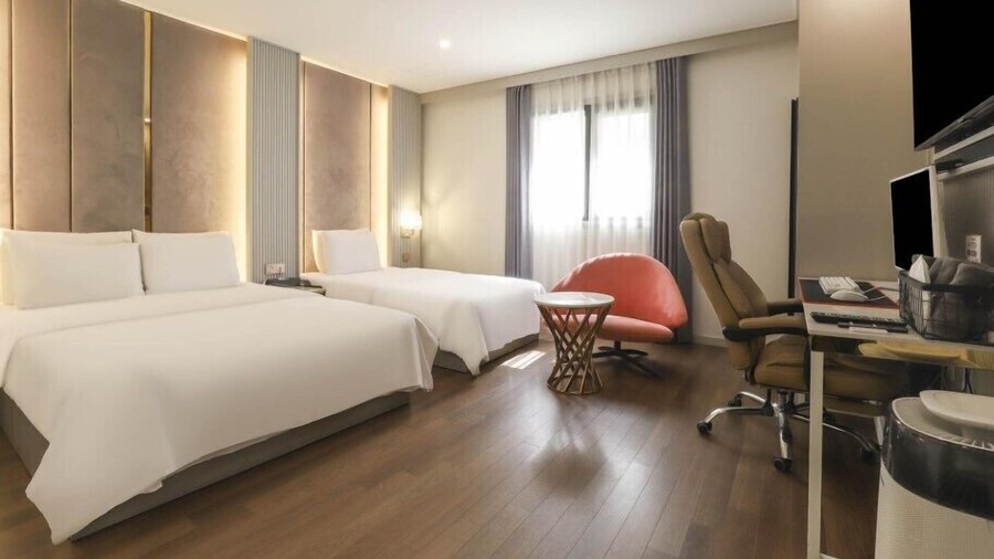 Signature Denbasta Hotel