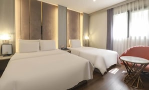 Deluxe Twin Room | Desk, laptop workspace, free WiFi, bed sheets