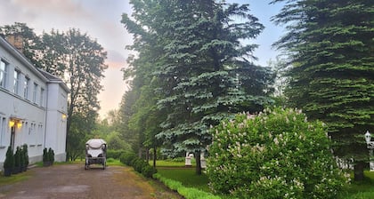 Historical manor in Silajani - Apple Manor & Garden Complex