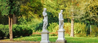 Historical manor in Silajani - Apple Manor & Garden Complex