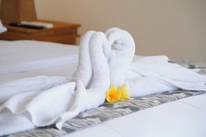 Deluxe Villa, Private Pool, Pool View | Free WiFi, bed sheets