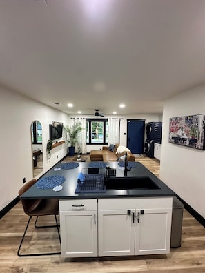 Interior - Marvelous 3-bedroom house with AC in Charlotte (Charlotte)