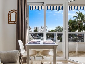 Uklassifisert bilde, 3 av 21, knapp