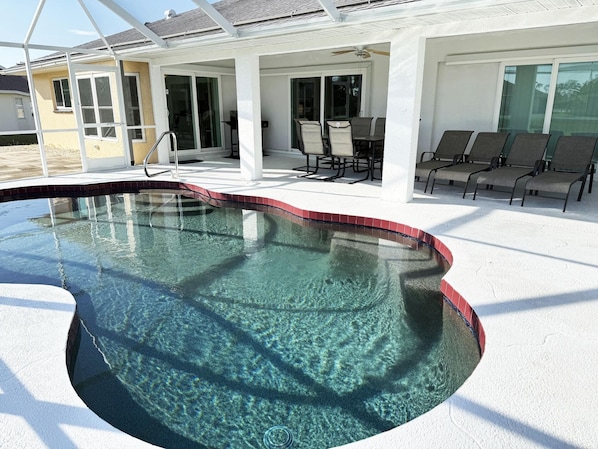 Beheizter Pool