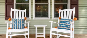Serenity Cottage Deck, Game Room & Fire Pit near Narrowsburg Masthope