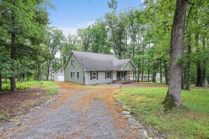 Exterior - Fabulous 4-bedroom house with AC in Lackawaxen (Lackawaxen)